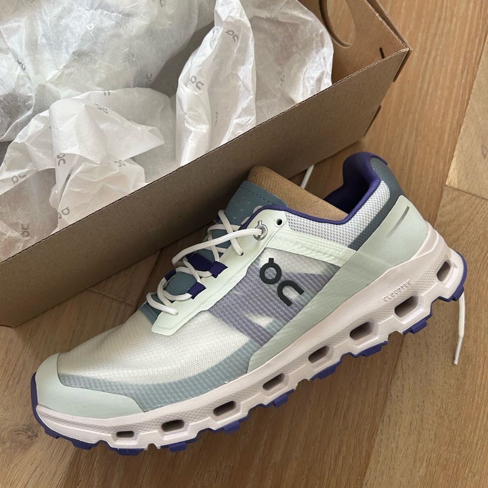 On cloudvista trail running shoes